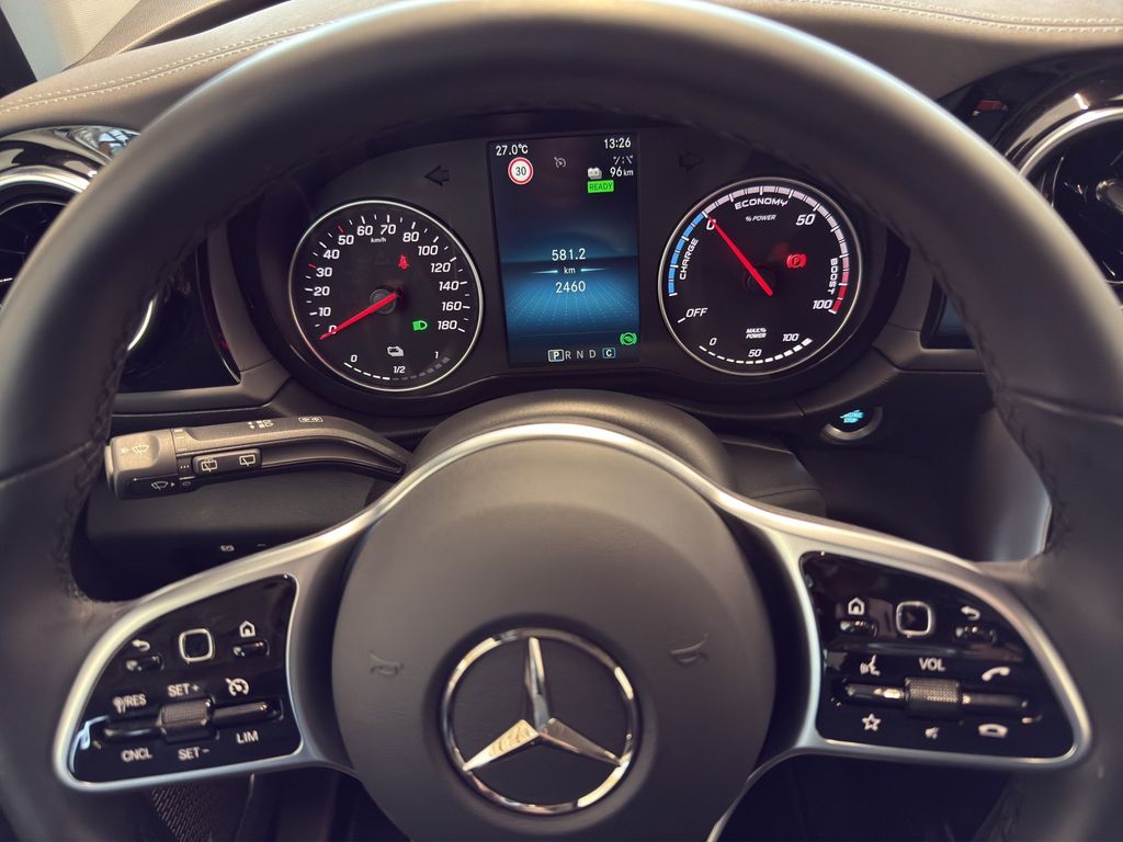 Mercedes-Benz EQT 2023