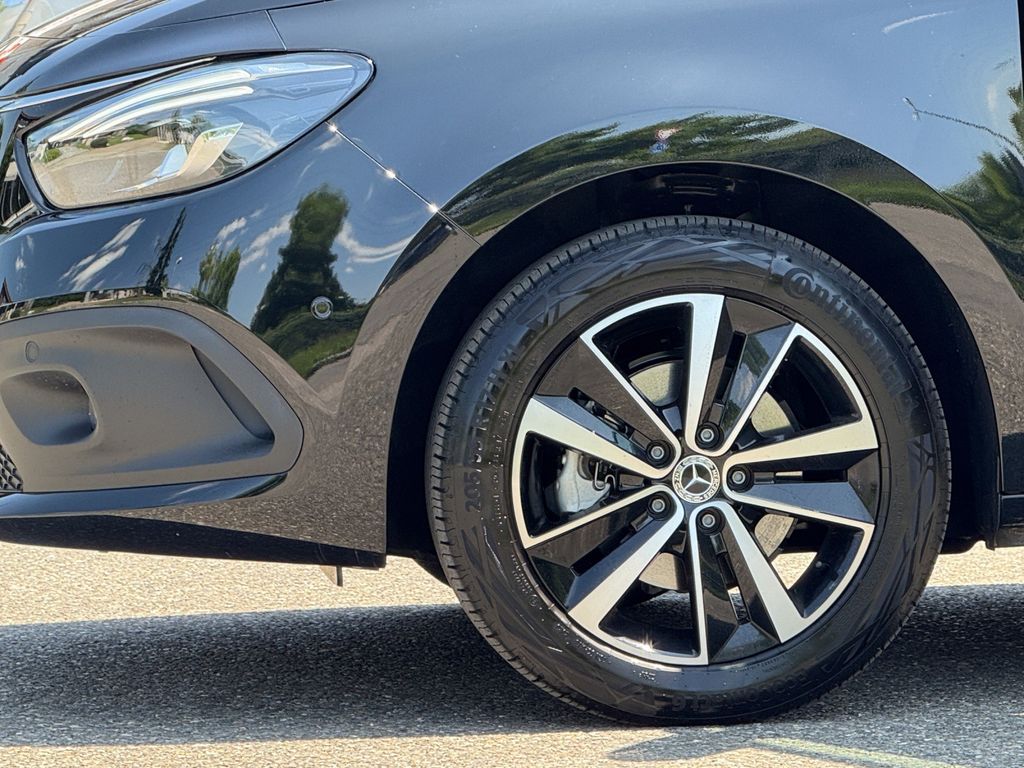 Mercedes-Benz EQT 2023