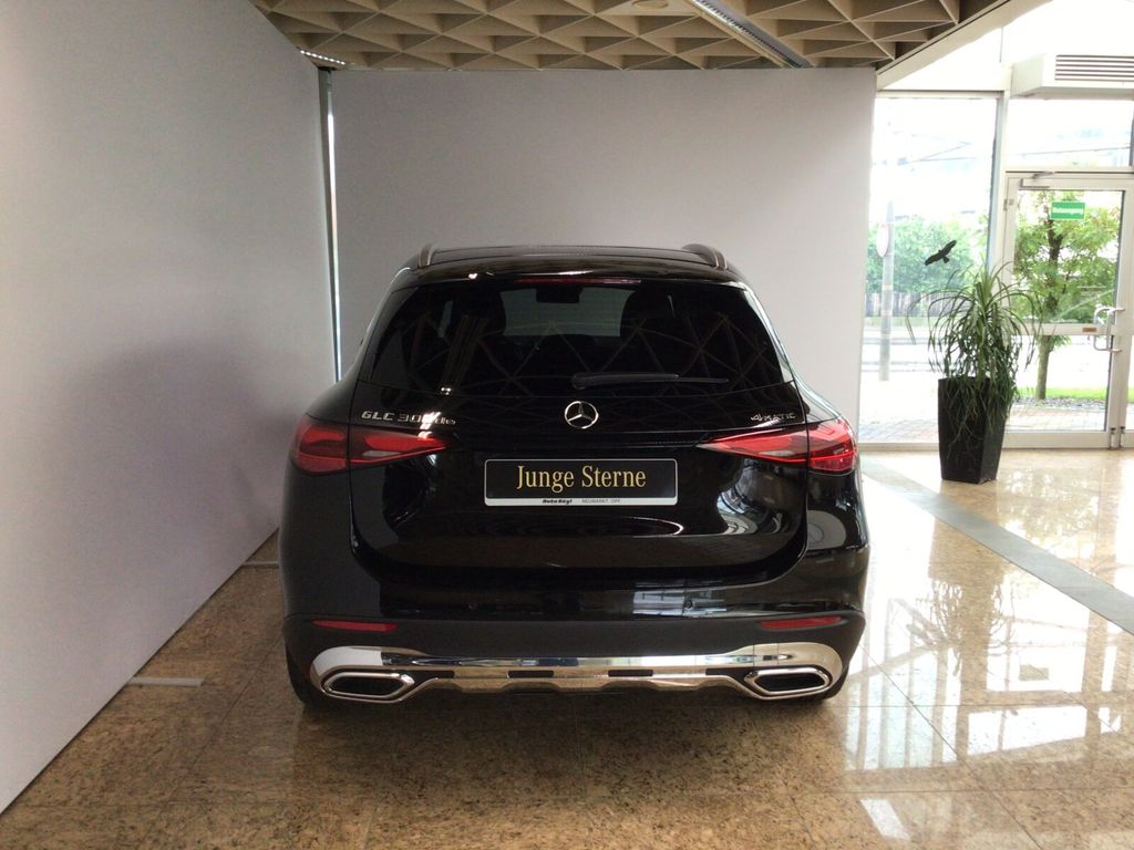 Mercedes-Benz GLC 300 2024