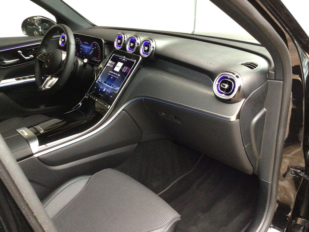 Mercedes-Benz GLC 300 2024