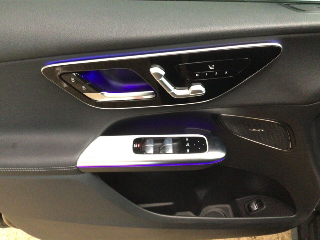 Mercedes-Benz GLC 300 2024