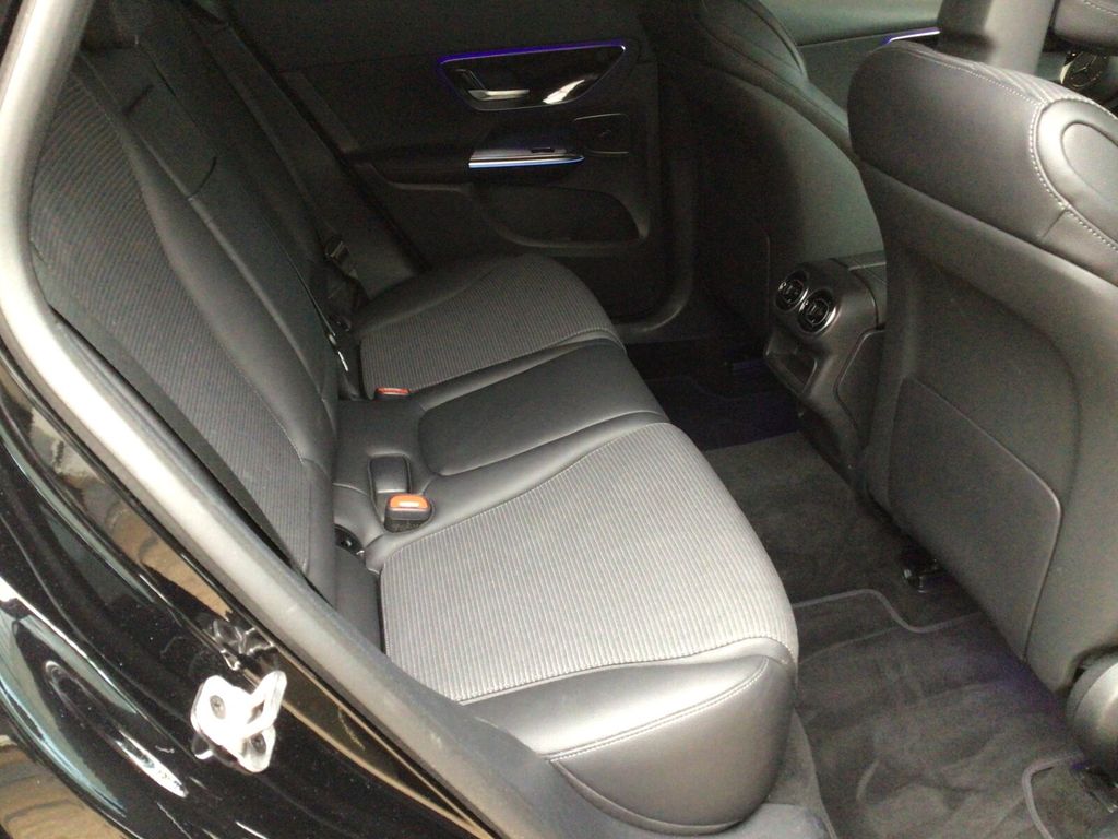 Mercedes-Benz GLC 300 2024