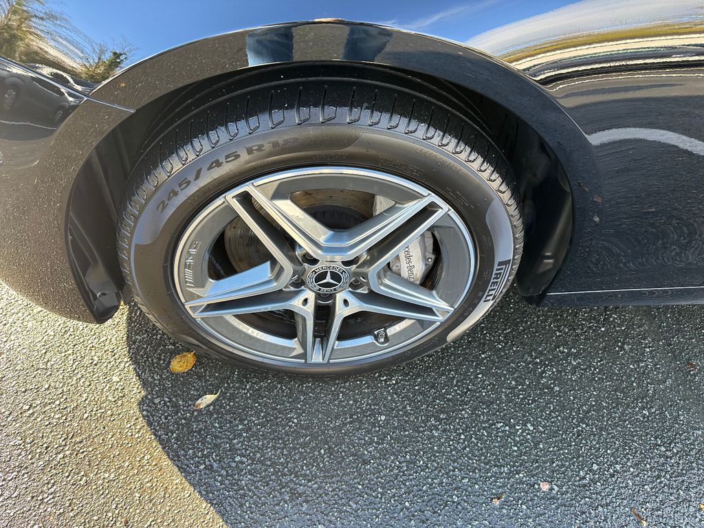 Mercedes-Benz E 300 2022