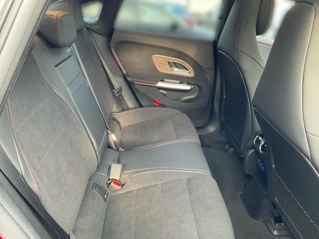 Mercedes-Benz CLA 250 2025