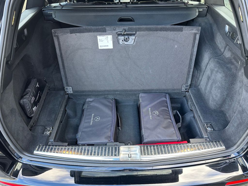 Mercedes-Benz E 300 2022