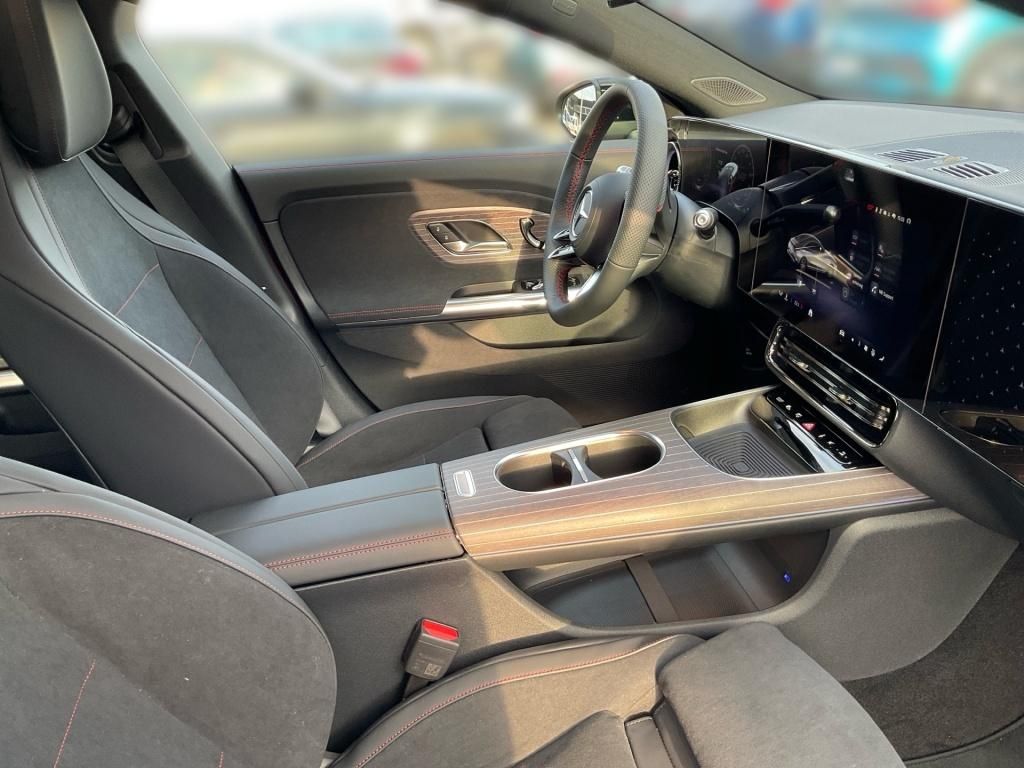 Mercedes-Benz CLA 250 2025