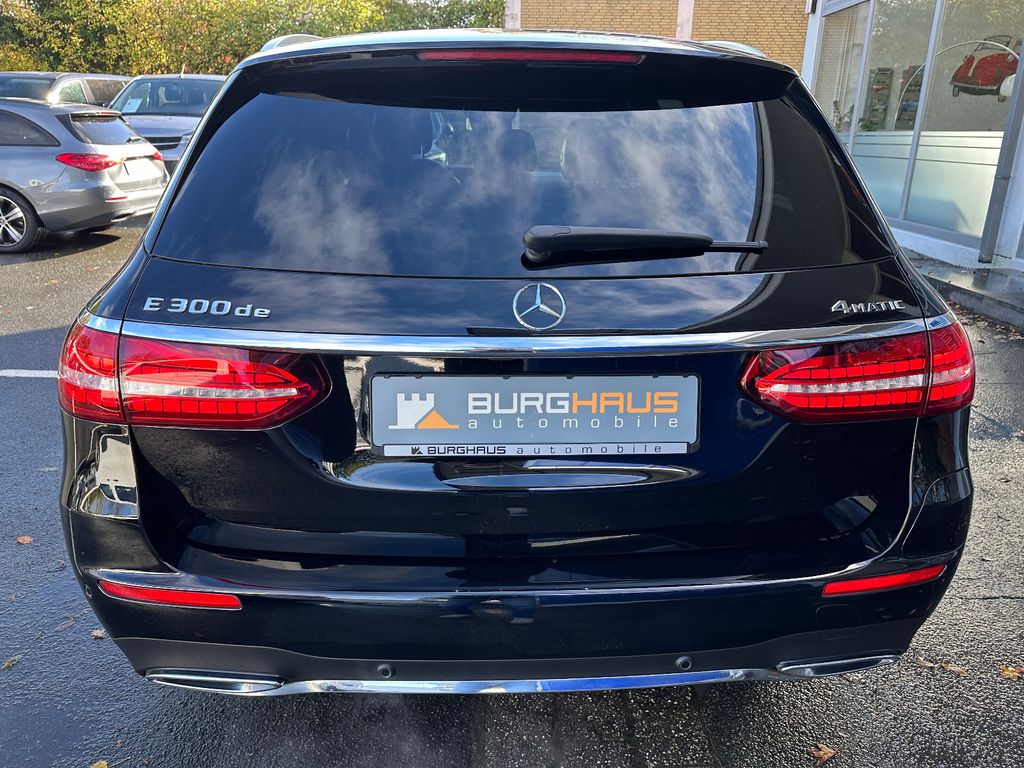 Mercedes-Benz E 300 2022