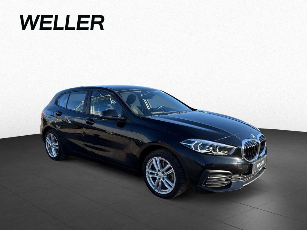 BMW 118 2022