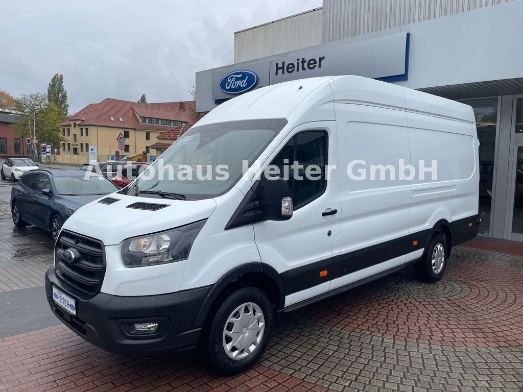 Ford Transit 2024
