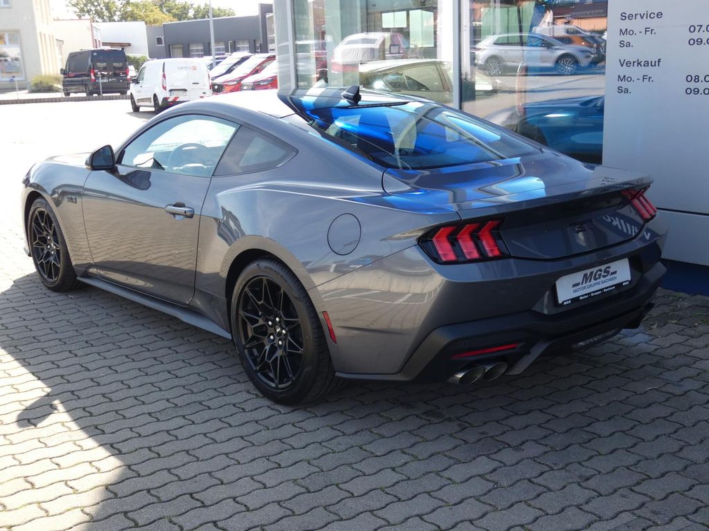 Ford Mustang 2025