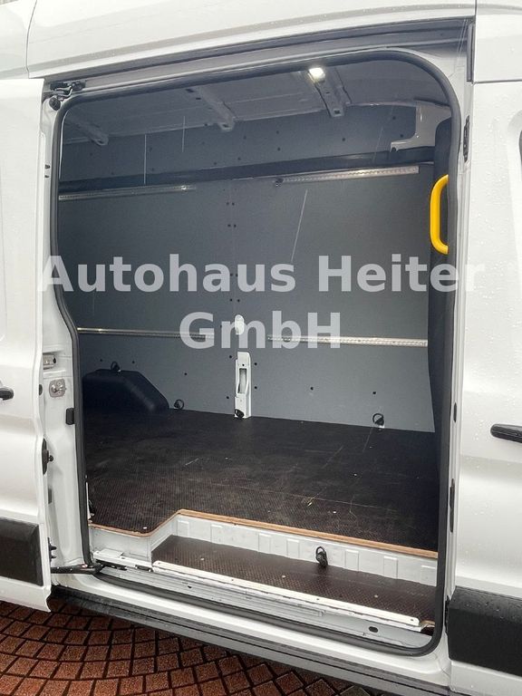 Ford Transit 2024