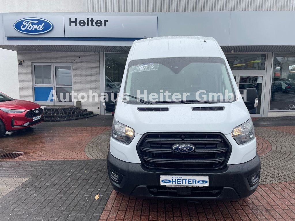 Ford Transit 2024