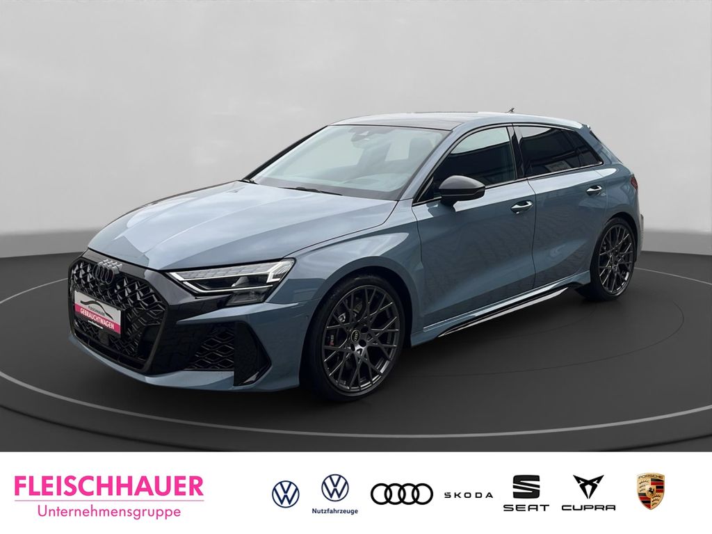 Audi RS3 2025