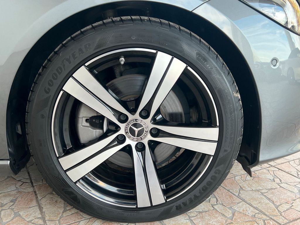 Mercedes-Benz C 200 2021