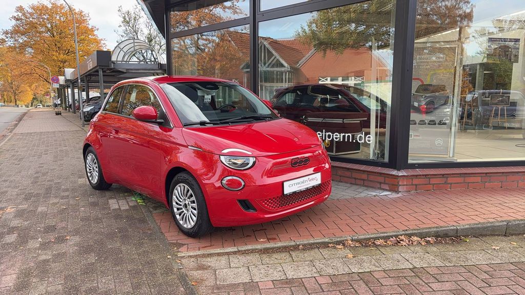 Fiat 500e 2023