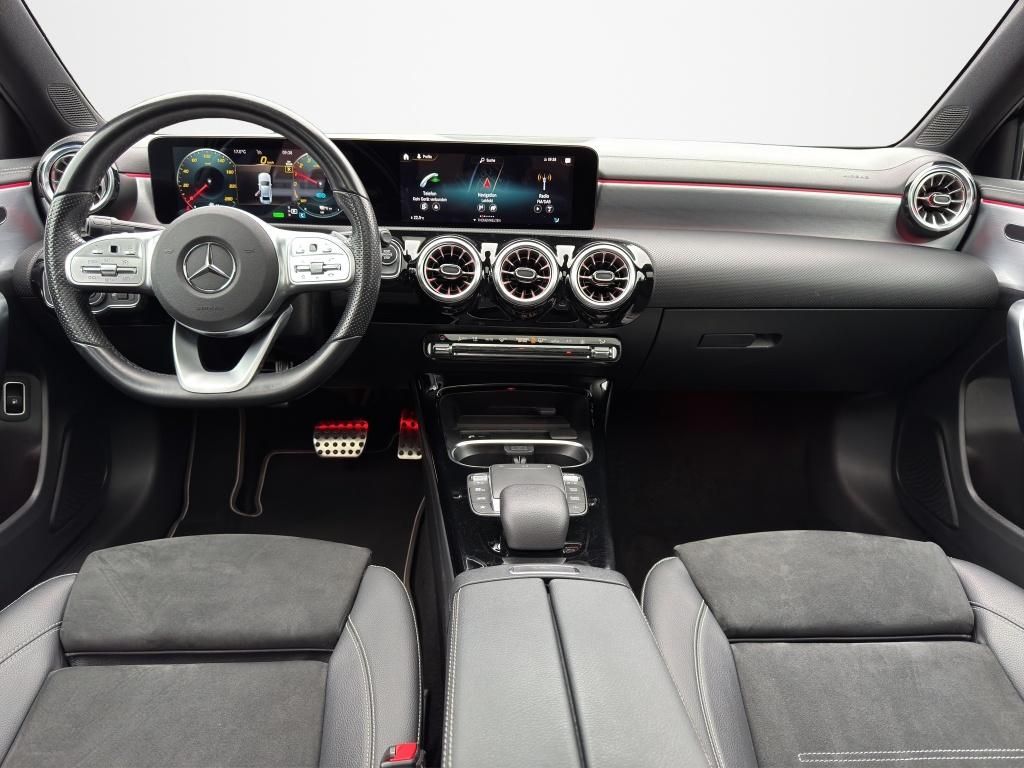 Mercedes-Benz A 250 2021
