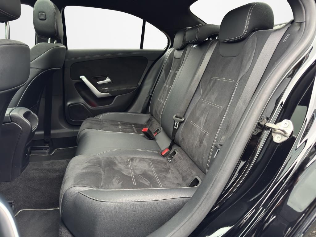 Mercedes-Benz A 250 2021