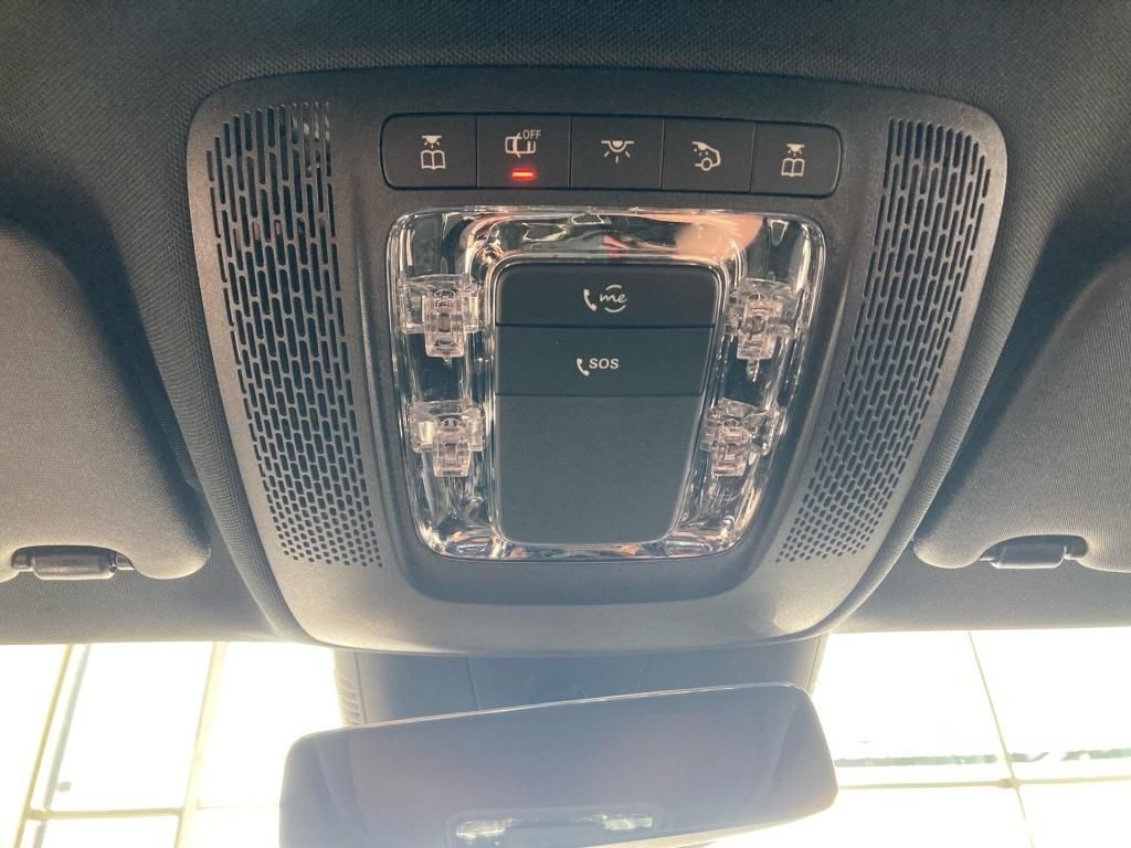 Mercedes-Benz A 180 2025