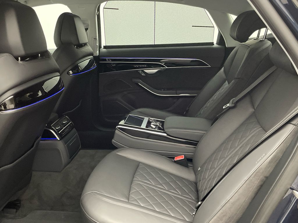 Audi A8 2023
