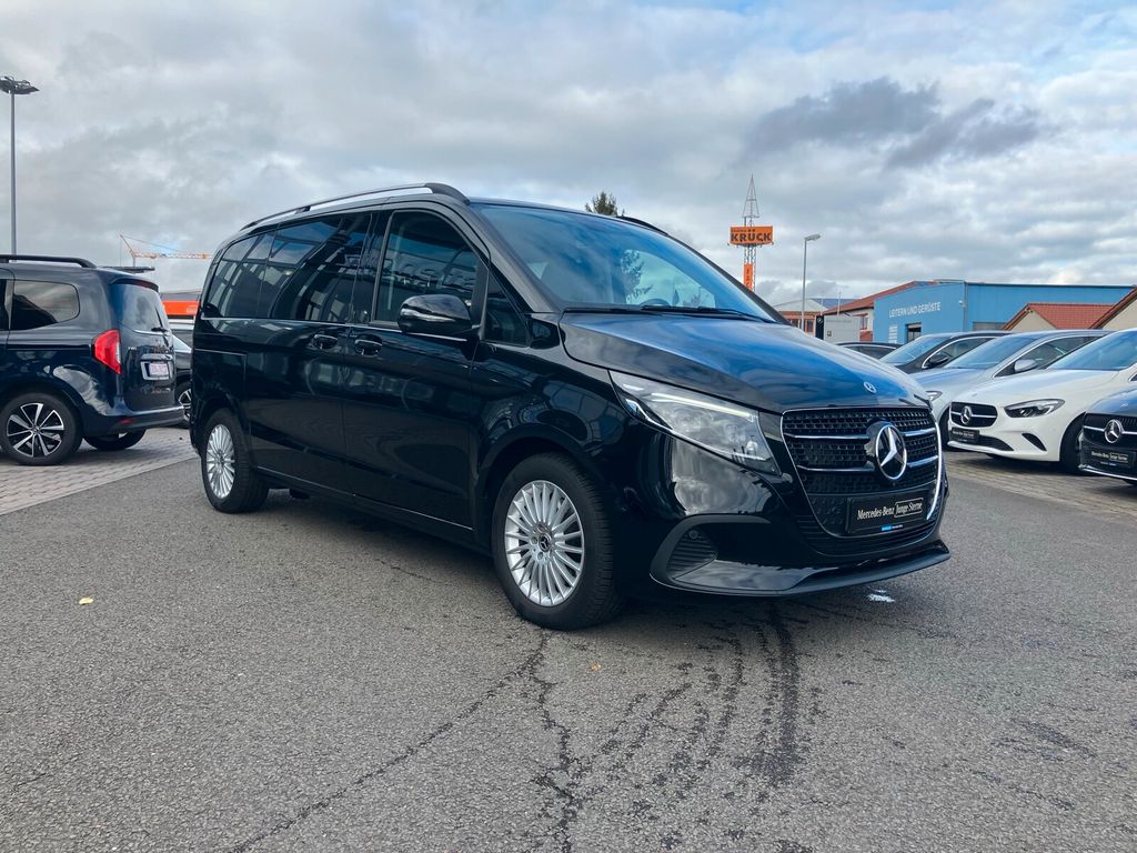 Mercedes-Benz V 220 2024