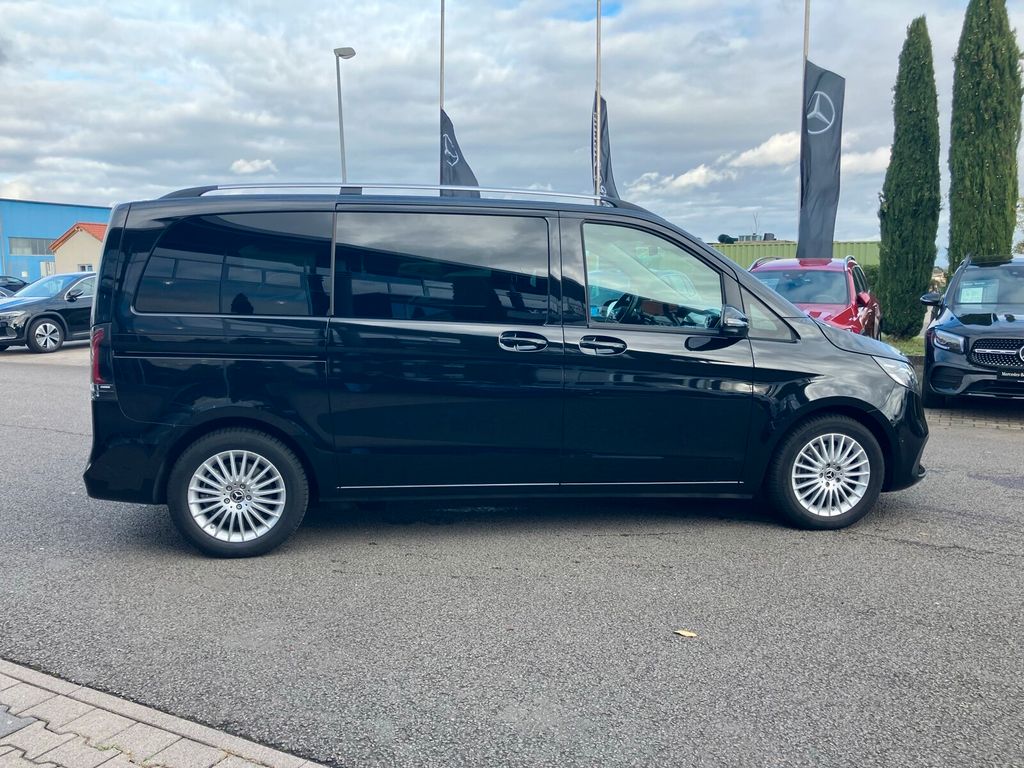 Mercedes-Benz V 220 2024