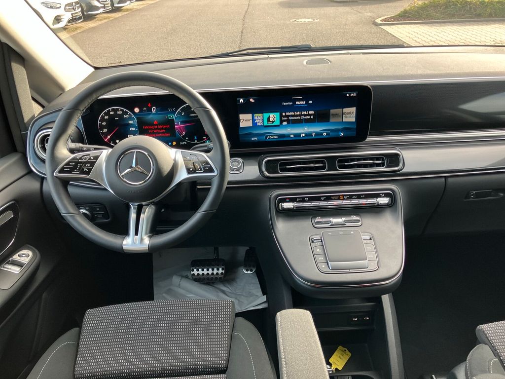 Mercedes-Benz V 220 2024
