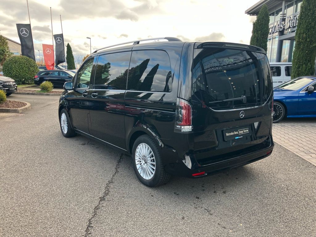 Mercedes-Benz V 220 2024