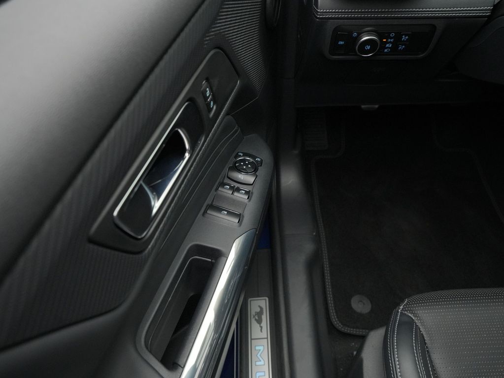 Ford Mustang 2025