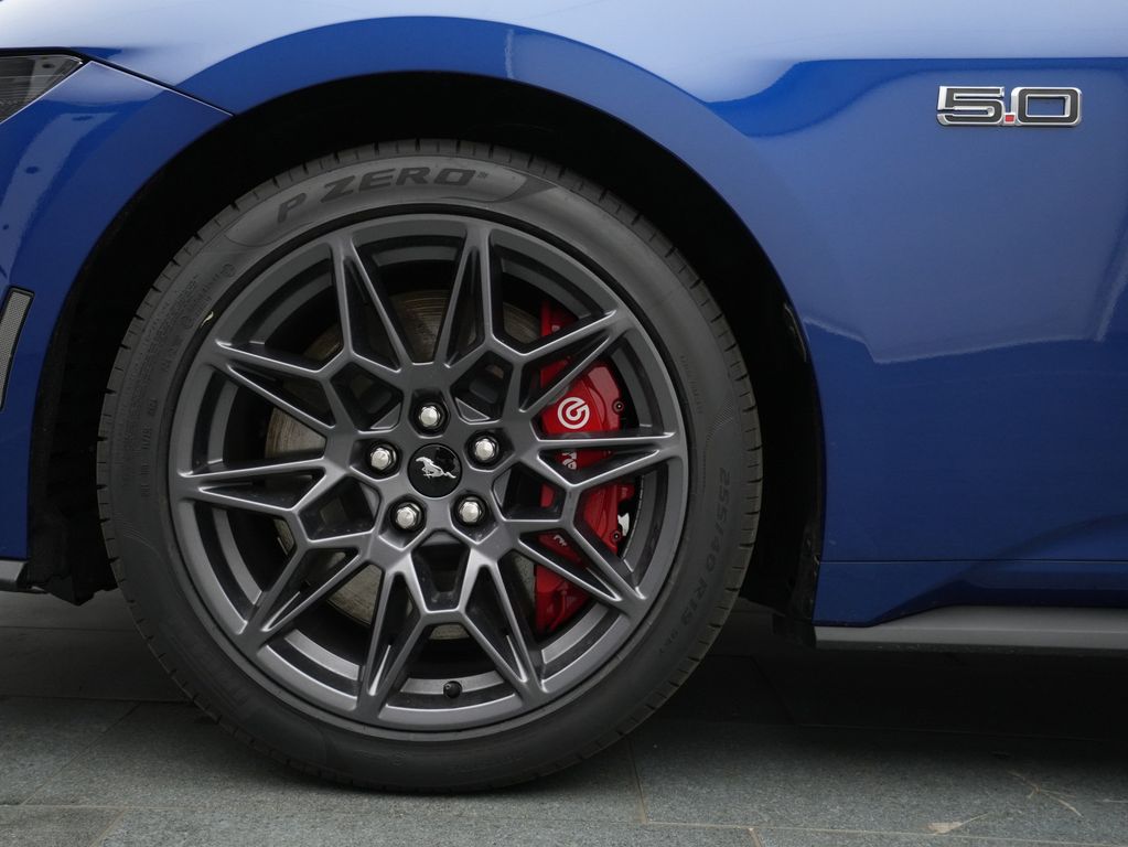 Ford Mustang 2025