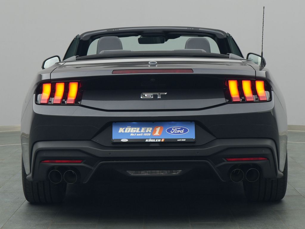 Ford Mustang 2025