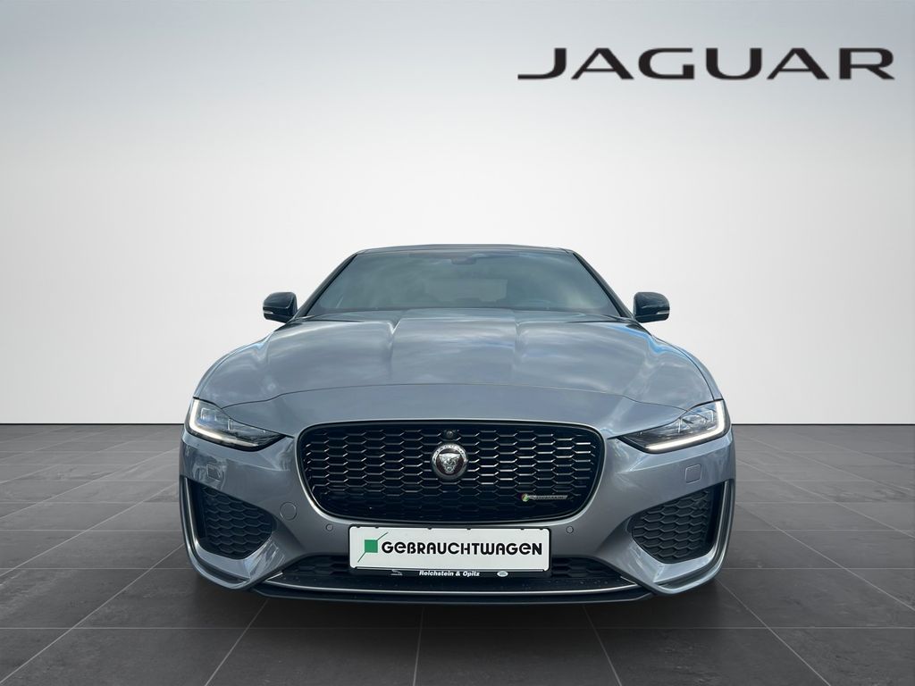 Jaguar XE 2022