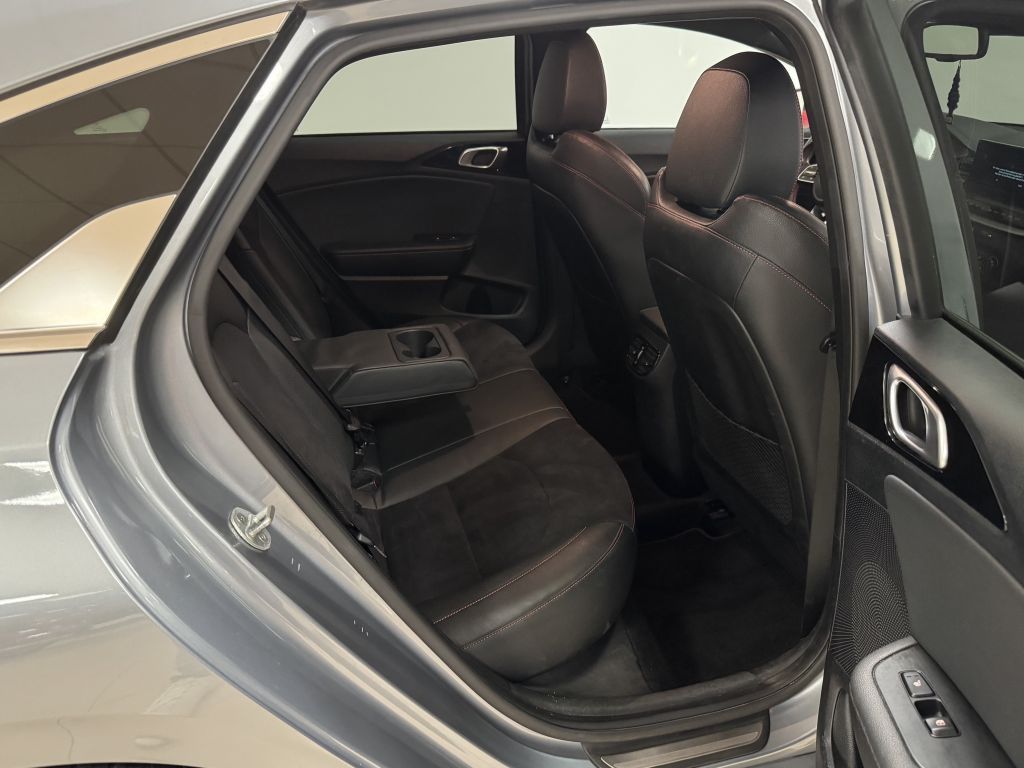 Kia pro cee'd / ProCeed 2021