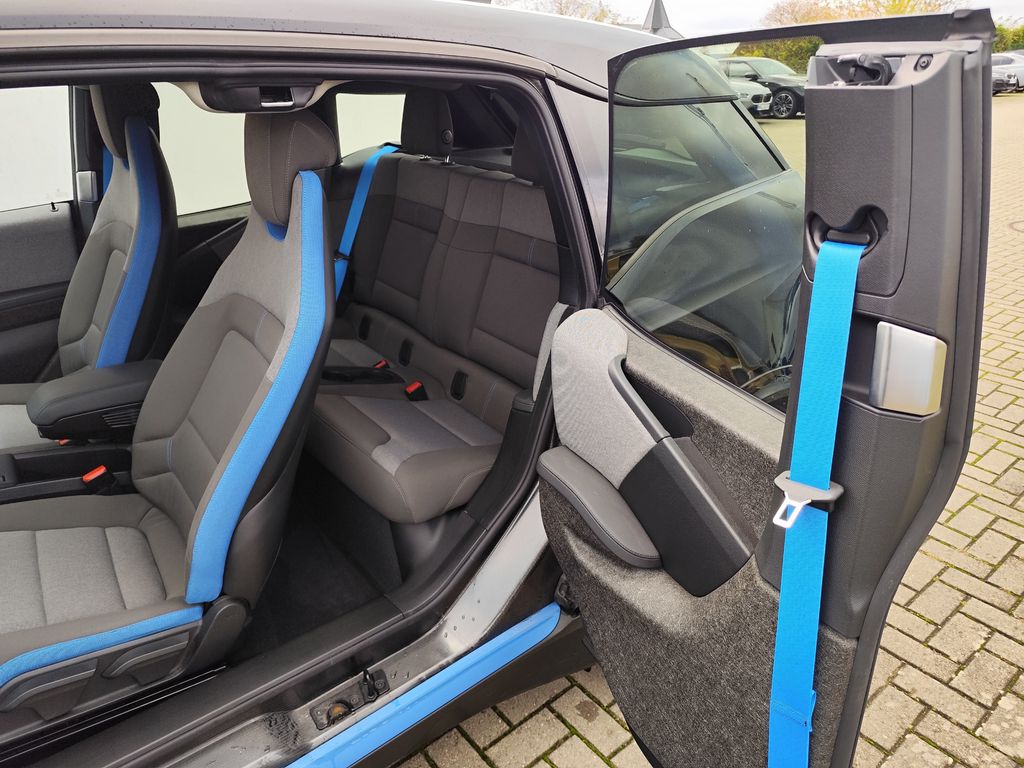 BMW i3 2022