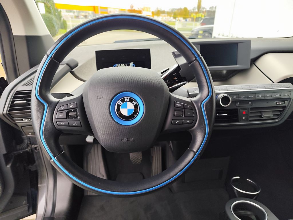 BMW i3 2022