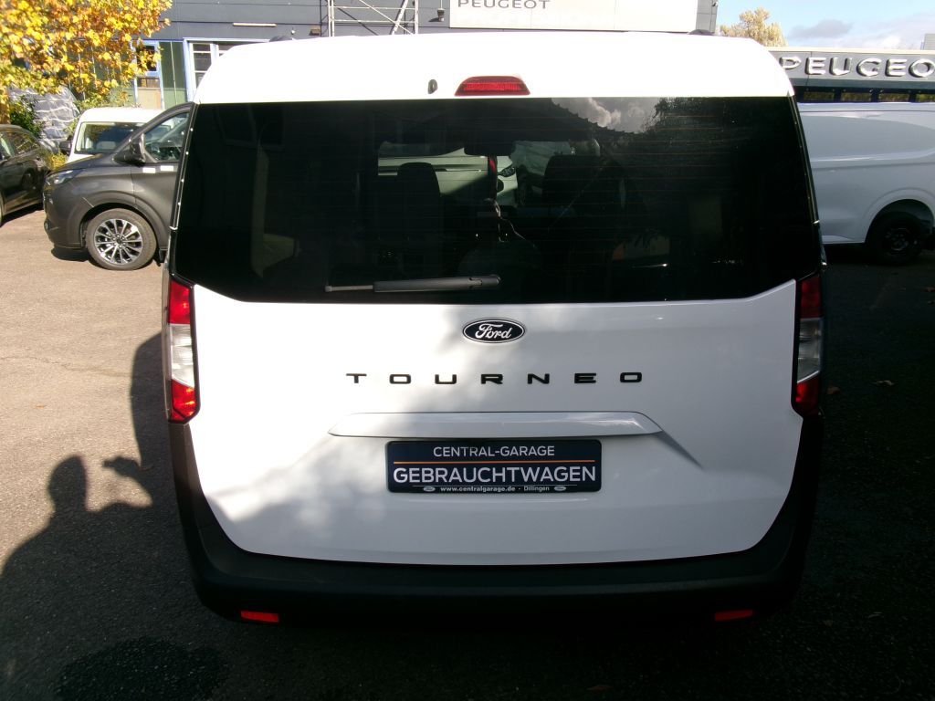 Ford Tourneo Courier 2024