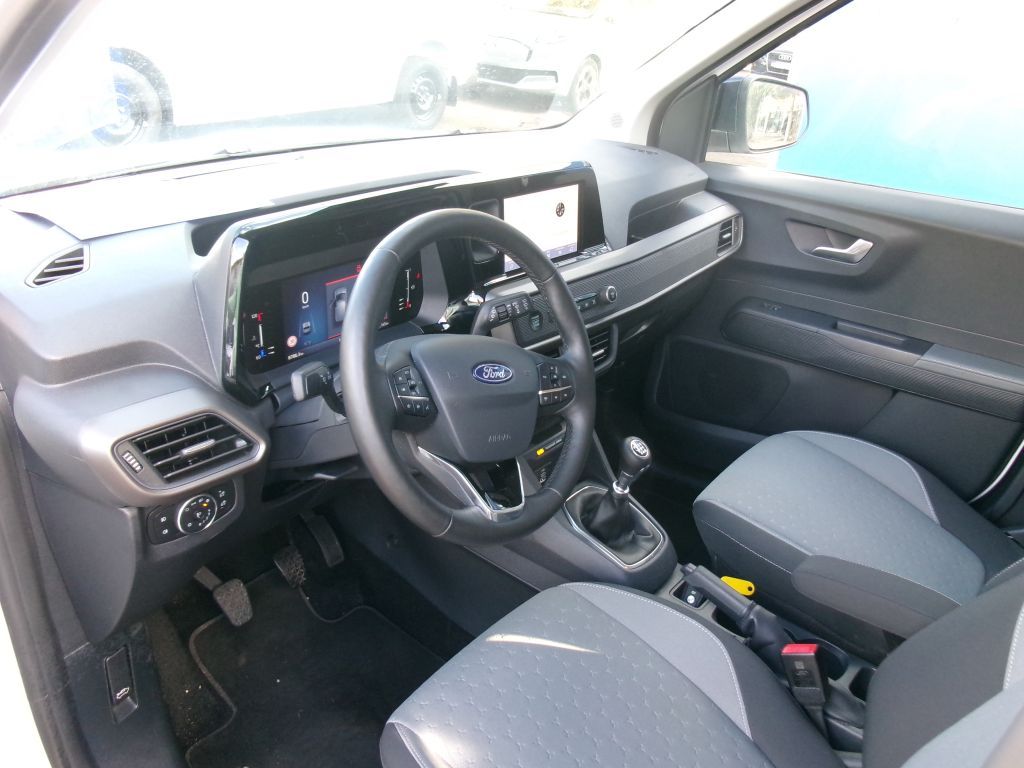 Ford Tourneo Courier 2024