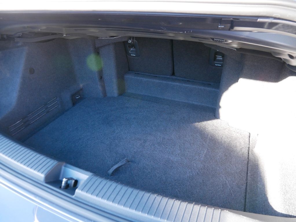 Volkswagen T-Roc 2024