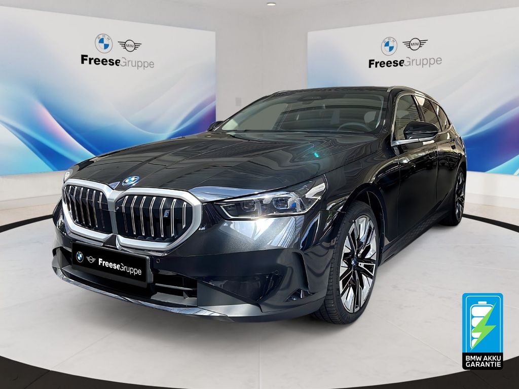 BMW i5 2025