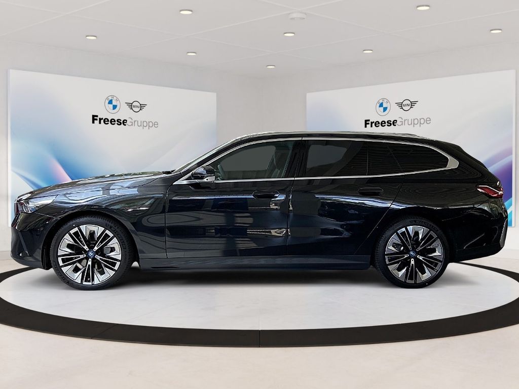 BMW i5 2025