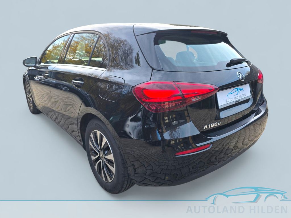 Mercedes-Benz A 180 2023