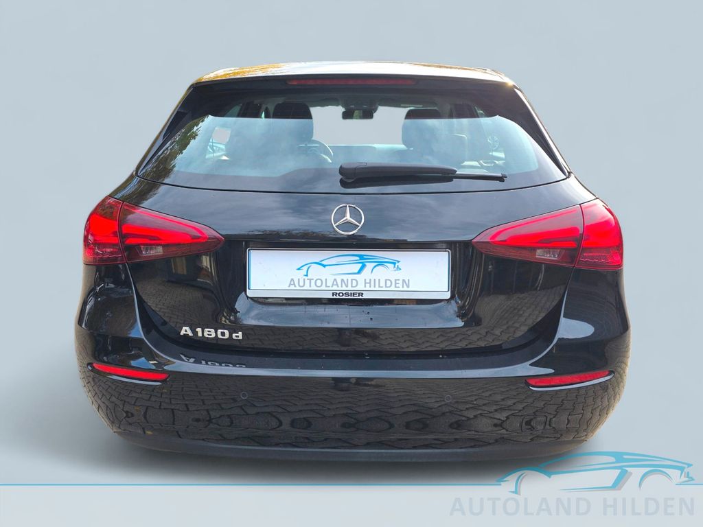 Mercedes-Benz A 180 2023