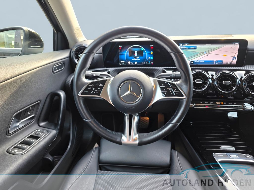 Mercedes-Benz A 180 2023