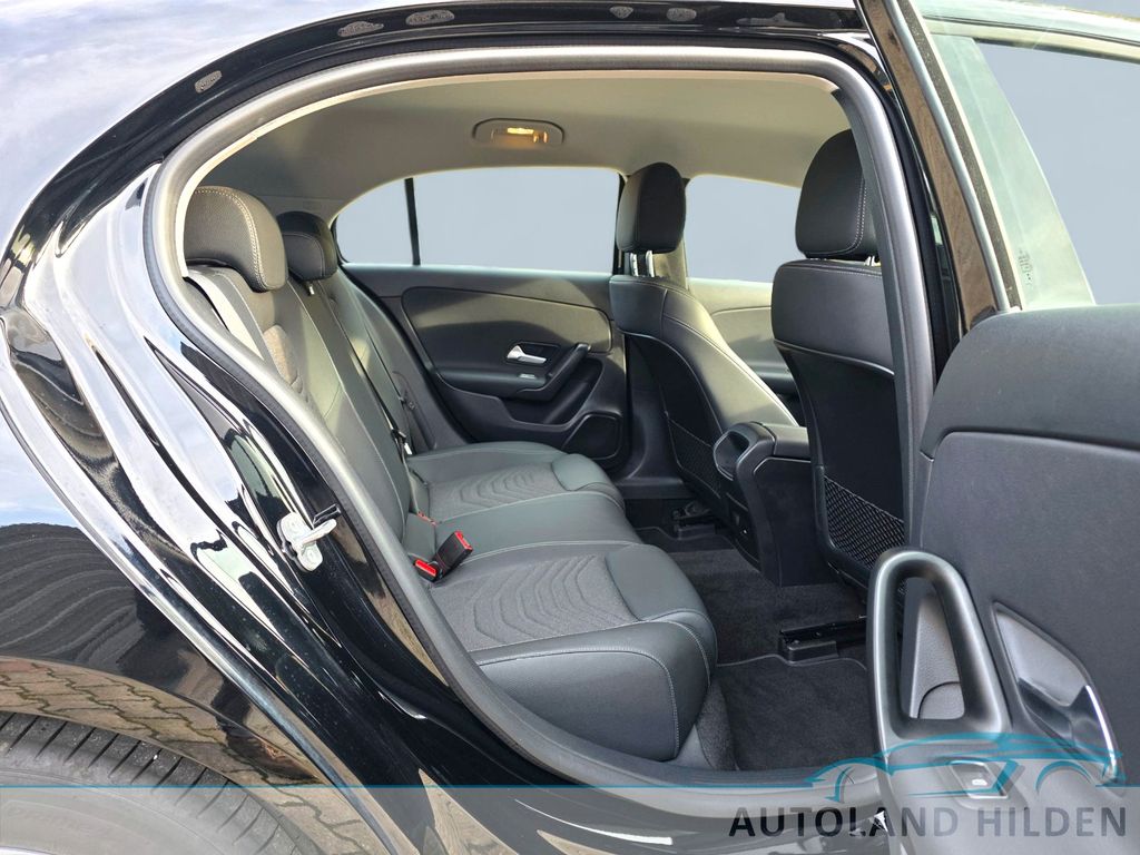 Mercedes-Benz A 180 2023