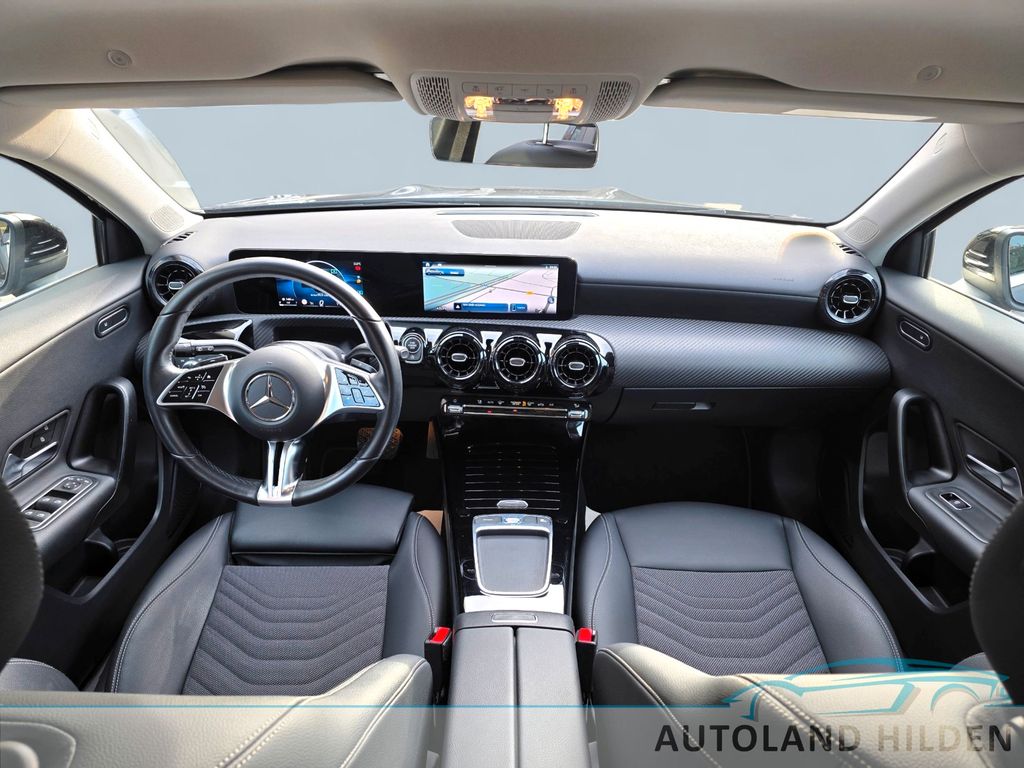 Mercedes-Benz A 180 2023