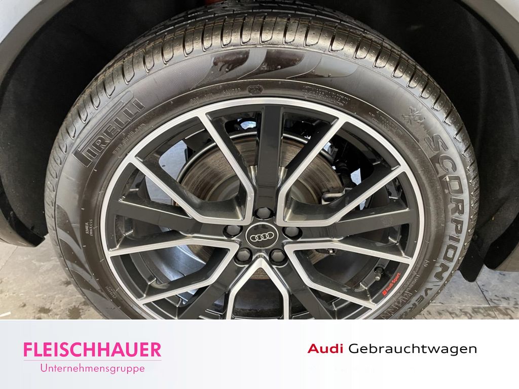 Audi SQ5 2025
