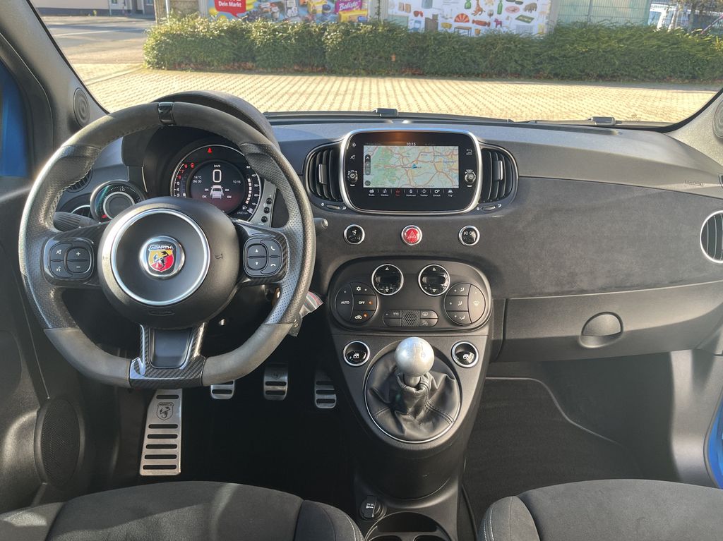 Abarth 595 Competizione 2021