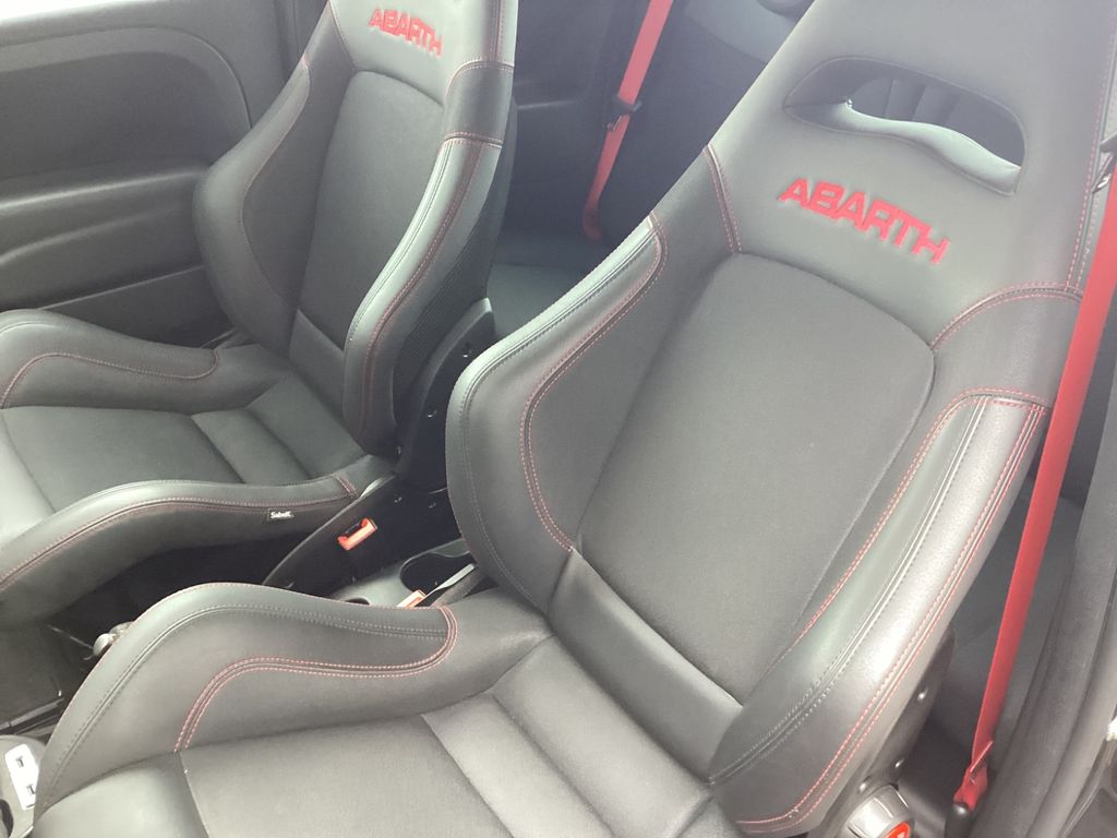 Abarth 595 2020