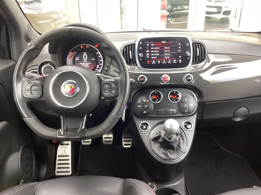 Abarth 595 2020