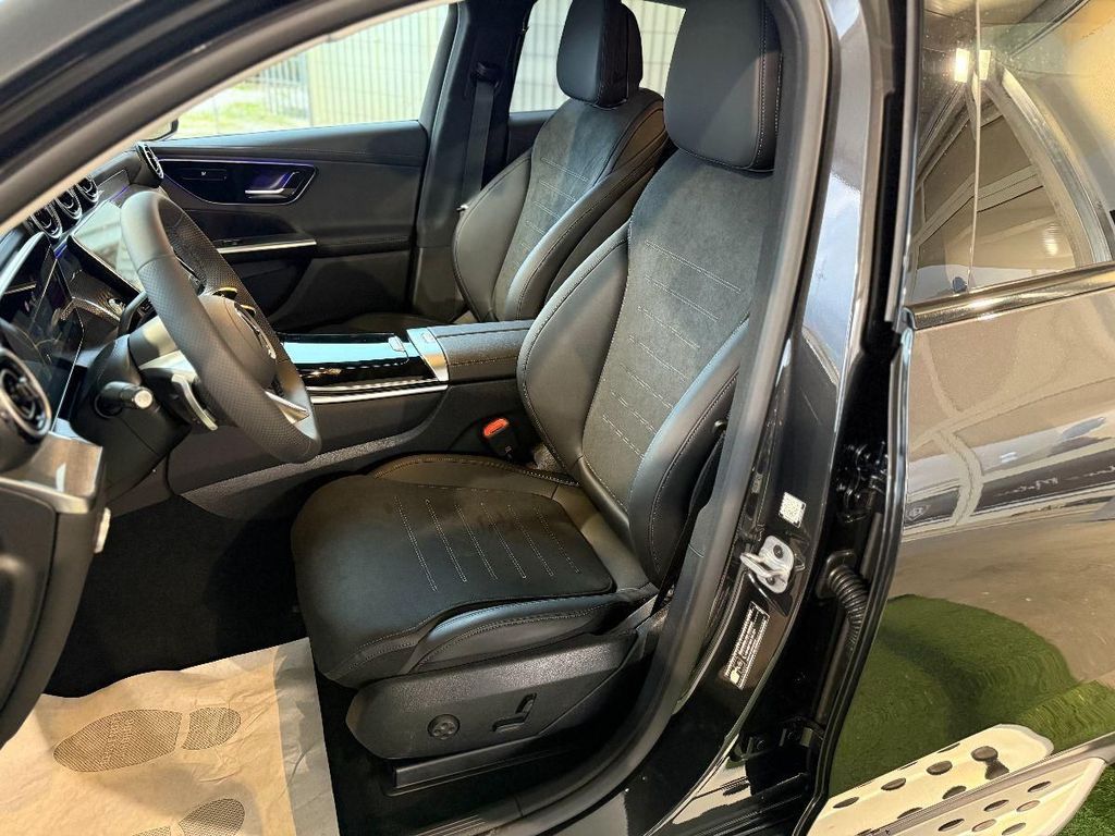 Mercedes-Benz Other 2025