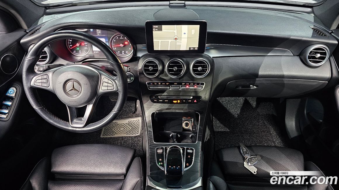 Mercedes-Benz GLC-Class 2019